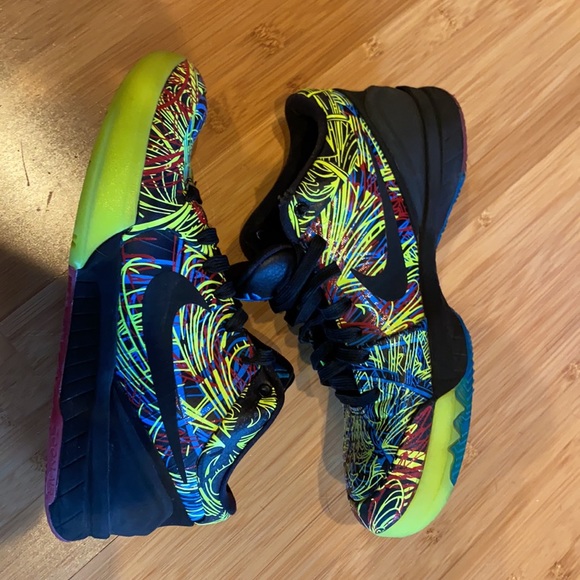 Kobe Protro 4 wizenard 7Y - Picture 3 of 4